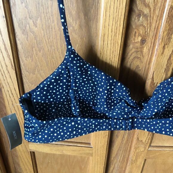 NWT J Crew Women’s Twist Strap Bikini Top in Dot Navy Blue & White Size XXL - Picture 12 of 12